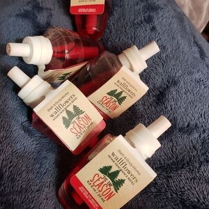 5 Bath & Body Works 'Tis The Season Wallflowers Fragrance Refills